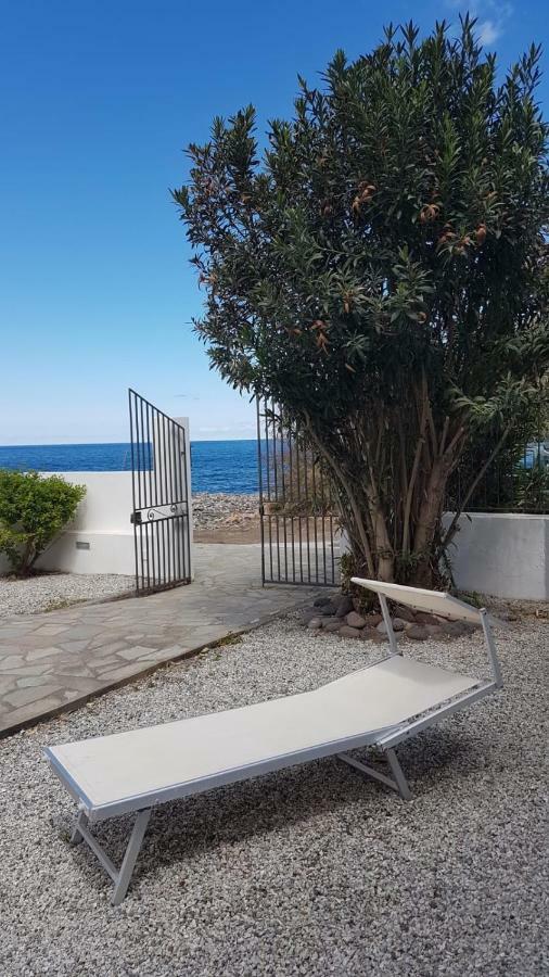 B&B La Goletta Di Salina Санта-Марина-Салина Экстерьер фото
